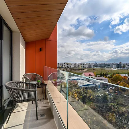 Luxury Landing Complex Qualis Apartment