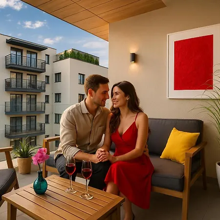 Luxury Landing Complex Qualis